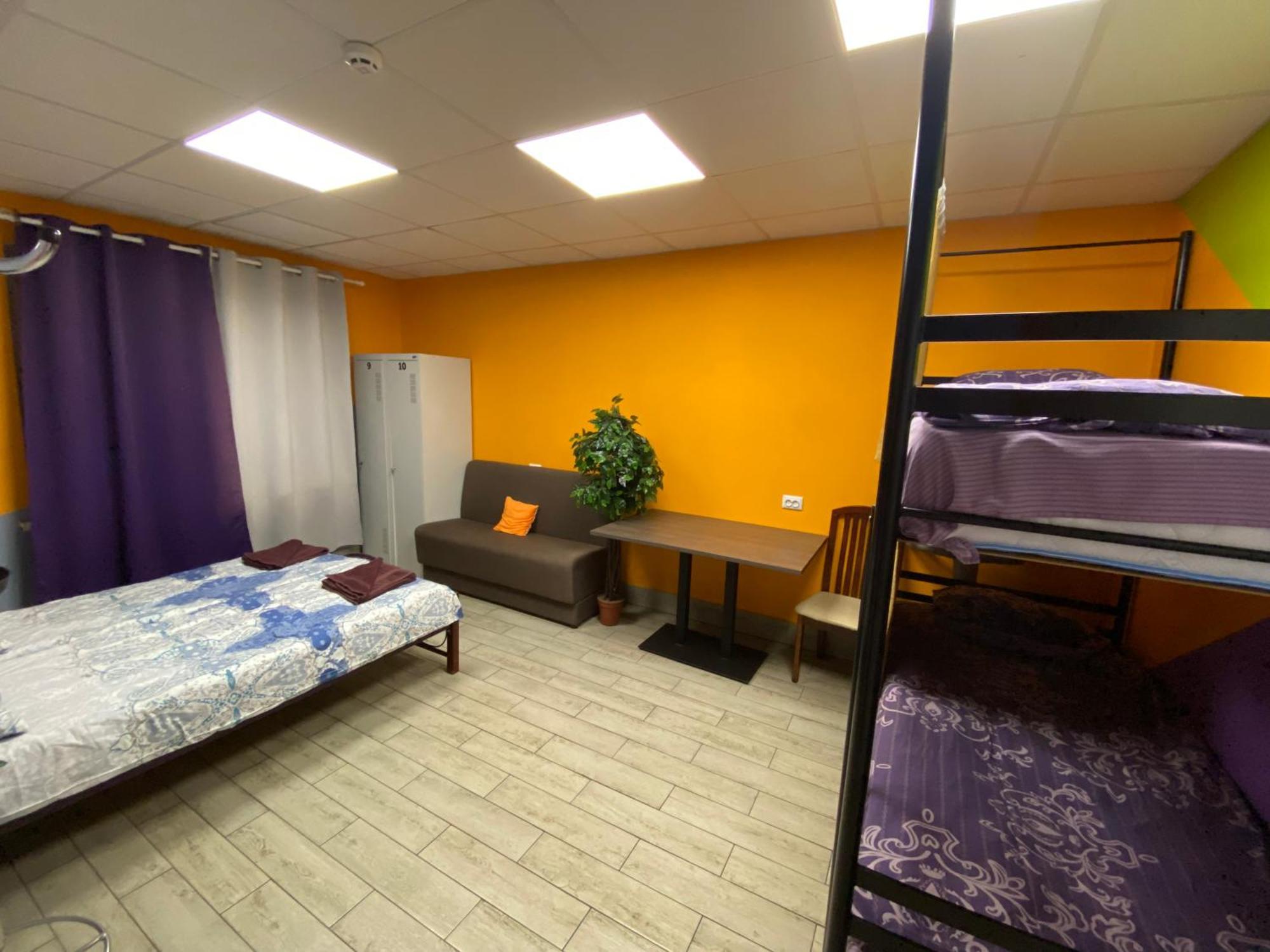 Hostel Meridian Kyiv Exterior photo
